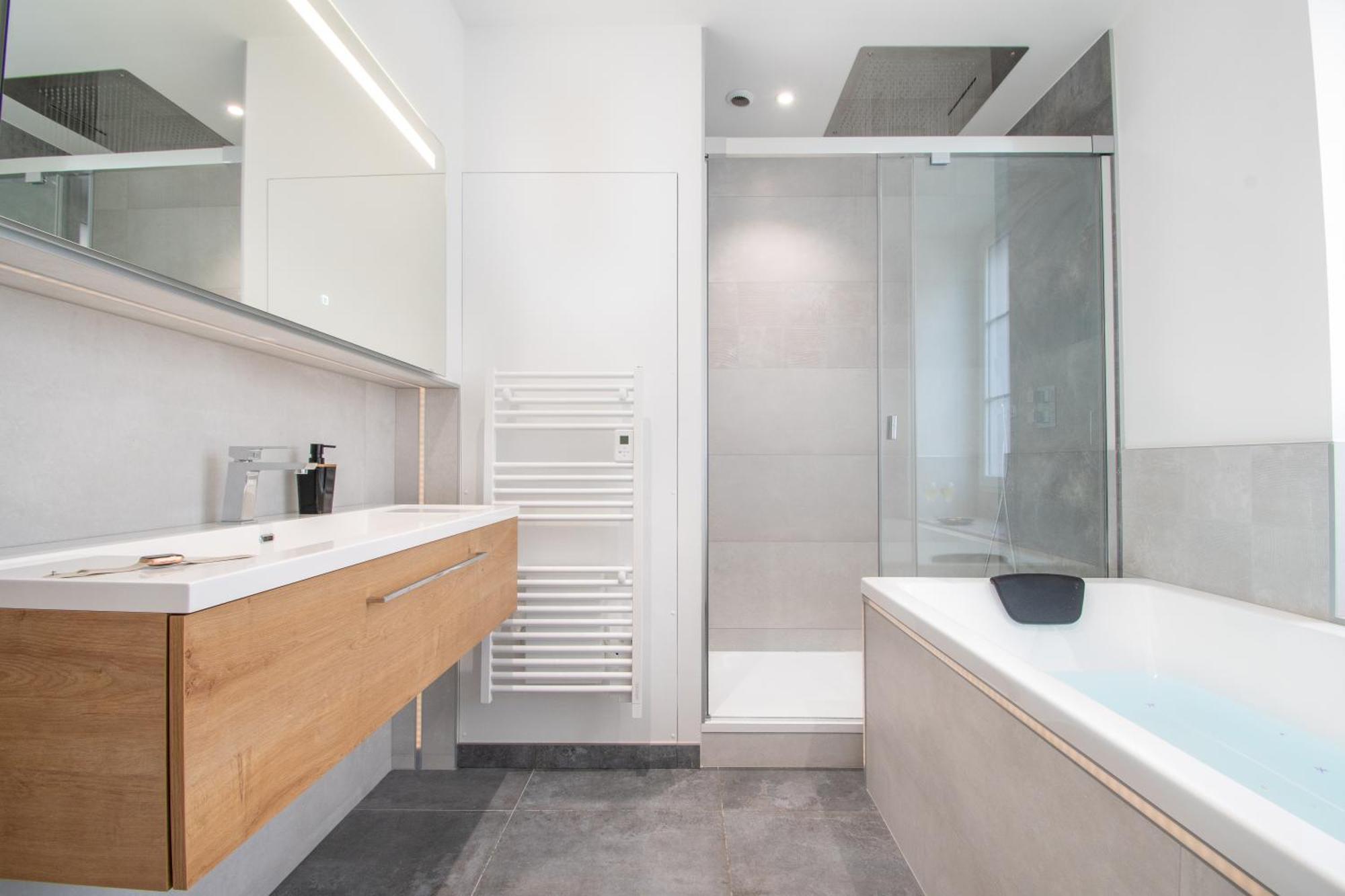L'Appartement Des Ducs Avec Baignoire Double Nantes Exteriér fotografie